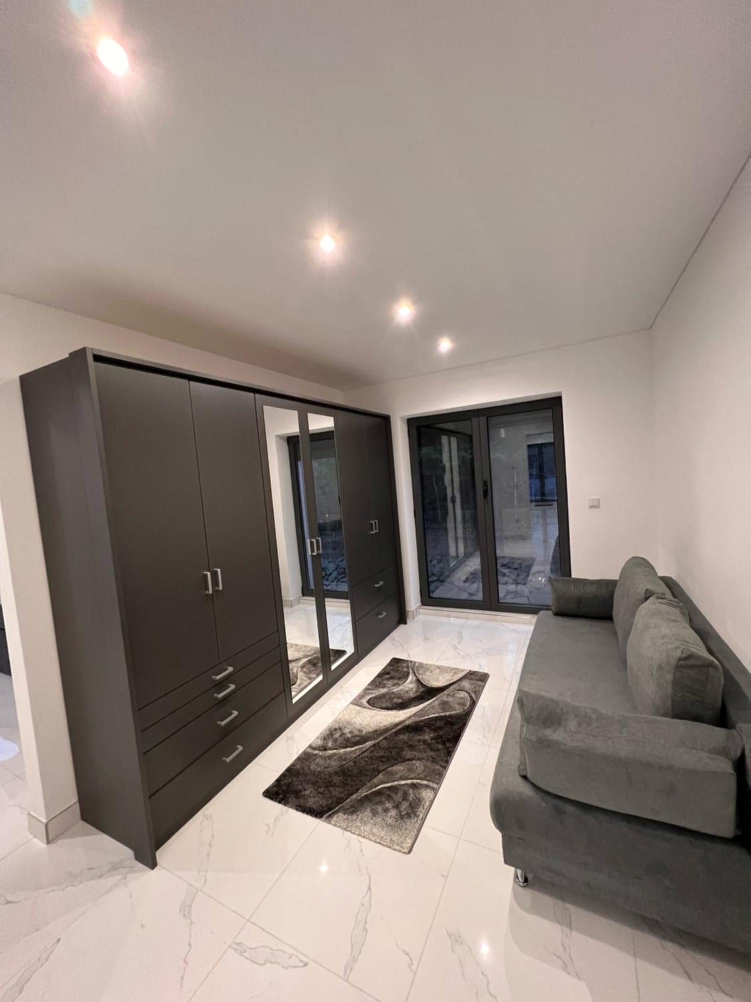 Penthouse M1 Apartment Neunkirchen  Luaran gambar